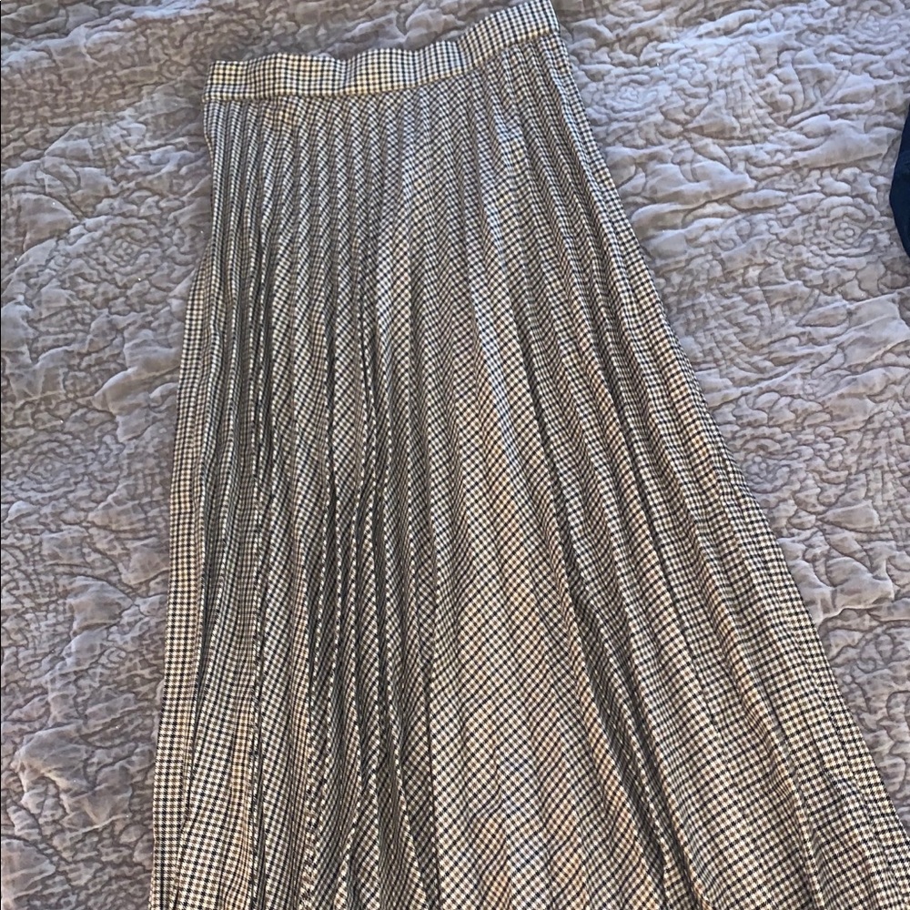 Zara houndstooth pleated midi skirt